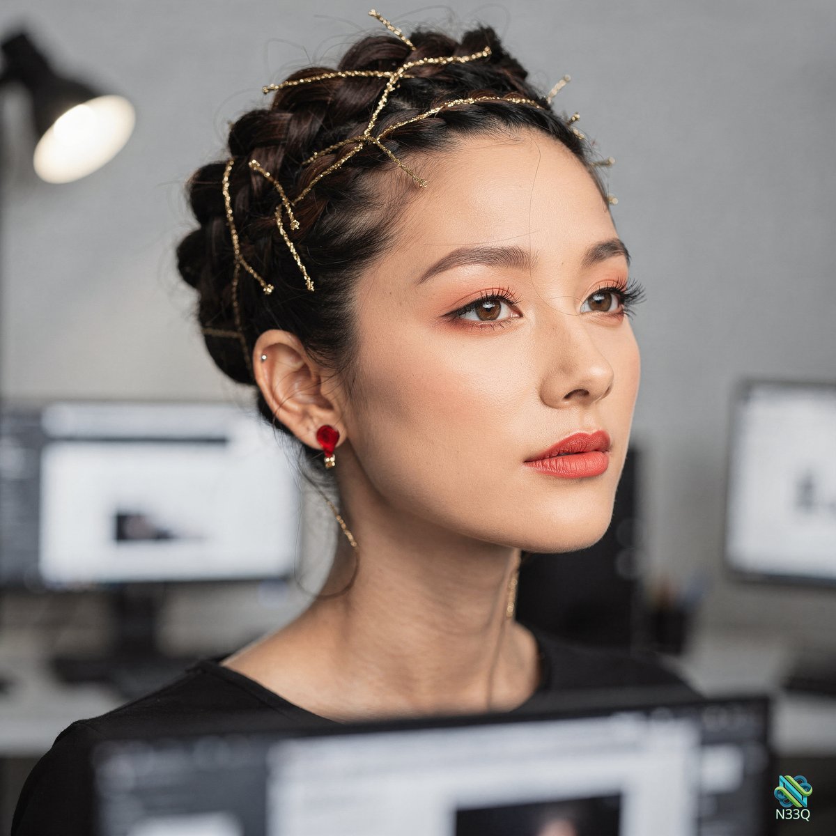 Woman with Gold Chain Hairpiece